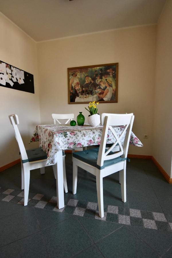 Ferienwohnung Eifelmittendrin Waxweiler エクステリア 写真