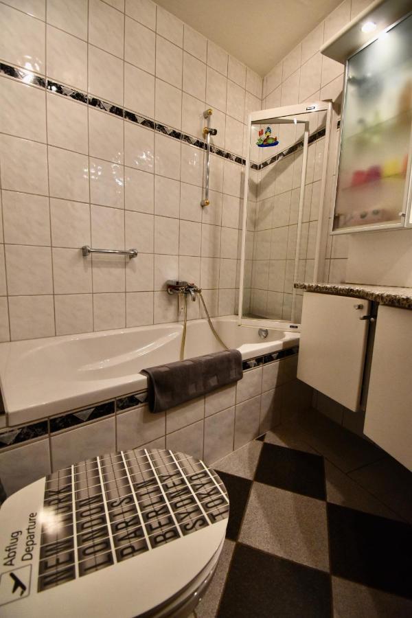 Ferienwohnung Eifelmittendrin Waxweiler エクステリア 写真