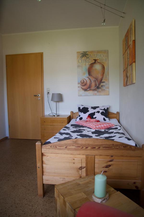Ferienwohnung Eifelmittendrin Waxweiler エクステリア 写真